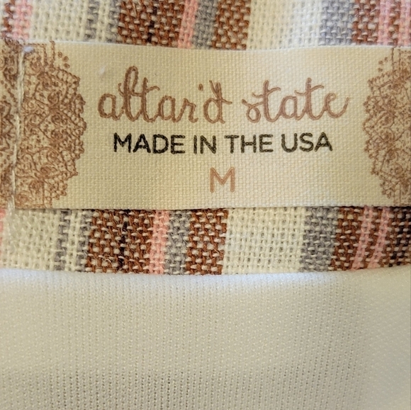 Altar'd State 65% rayon, 35% Linen, Pink multi, stripped mini skirt. SIZE M - Picture 5 of 5